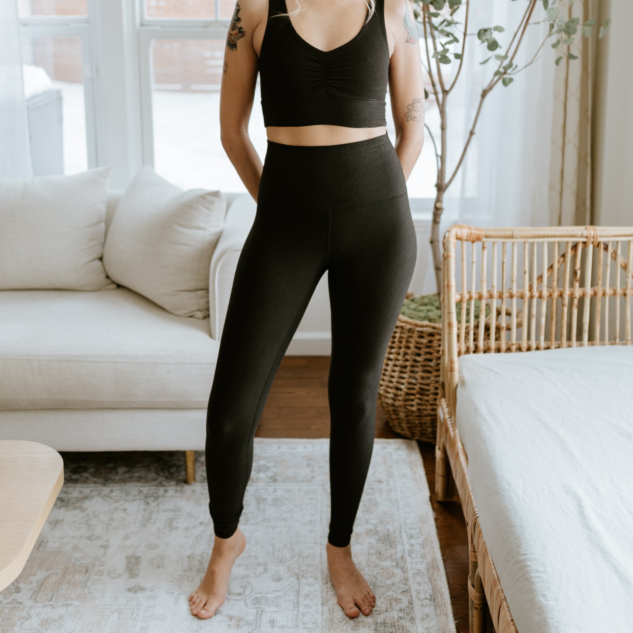 The Fleece-lined High Rise Leggings - Black / Regular (28) / XS