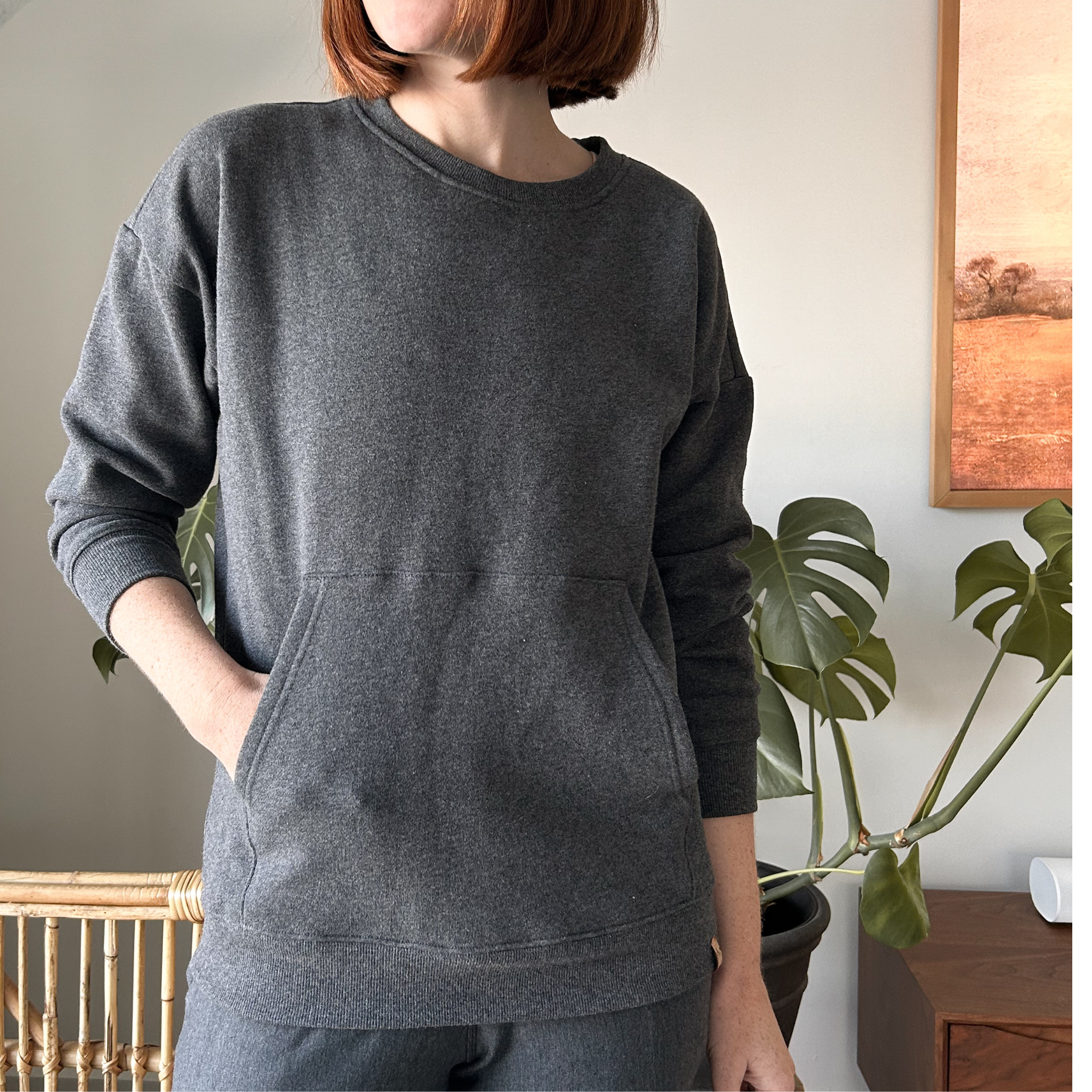 The Organic Cotton Fleece Crewneck Sweatshirt with Kangaroo Pocket