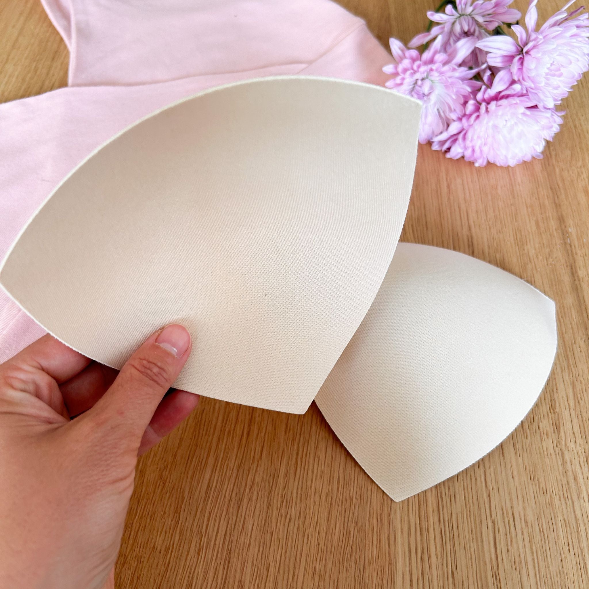 Gentle Floral Women Underwear Sponge Bra Cups - China Bra Cups and  Underwear Insert price